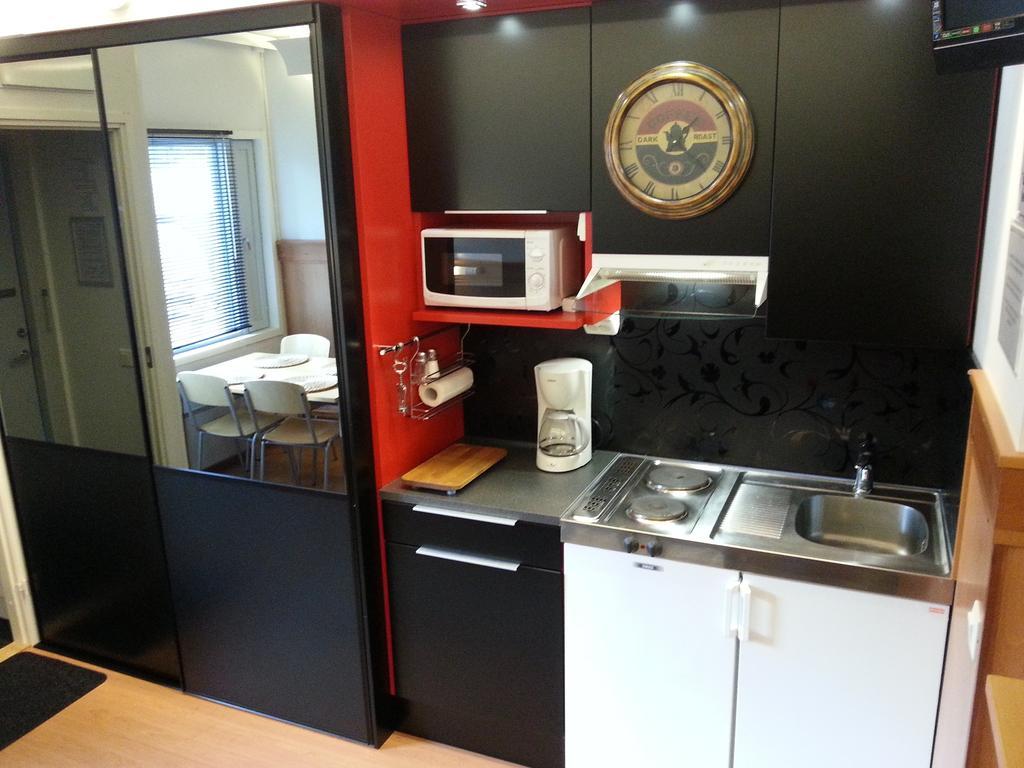 Vuosselin Helmi Apartments 루카 객실 사진